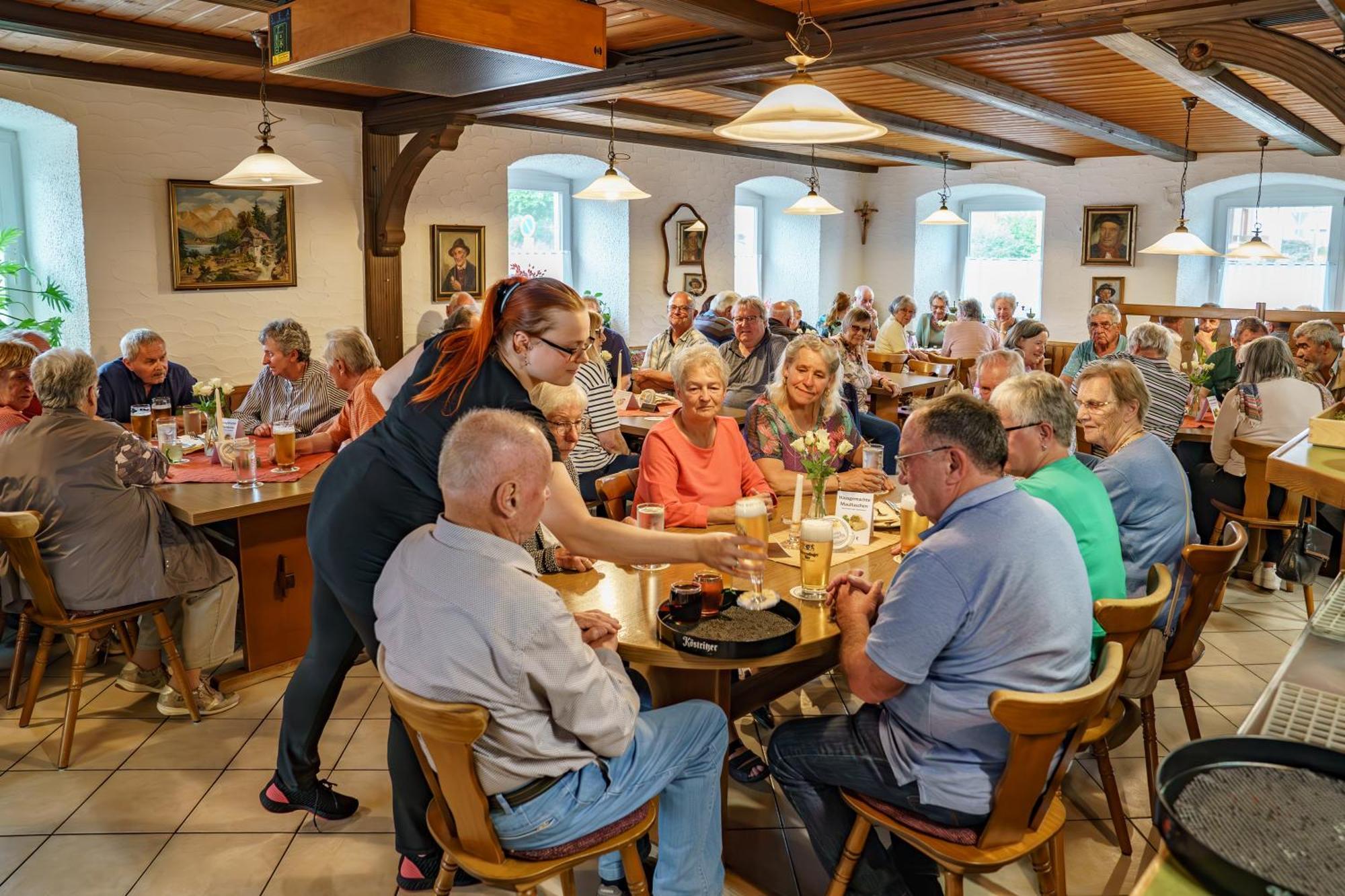 Landgasthof Ochsen Neresheim Екстериор снимка