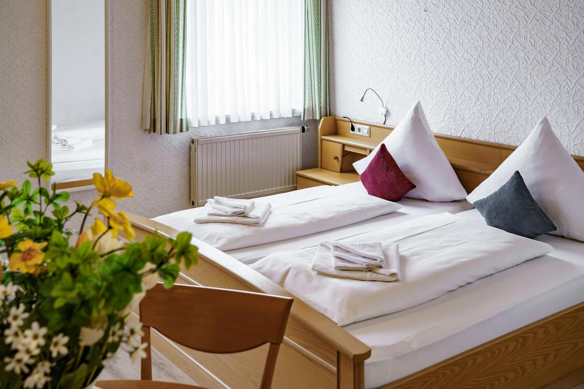 Landgasthof Ochsen Neresheim Екстериор снимка