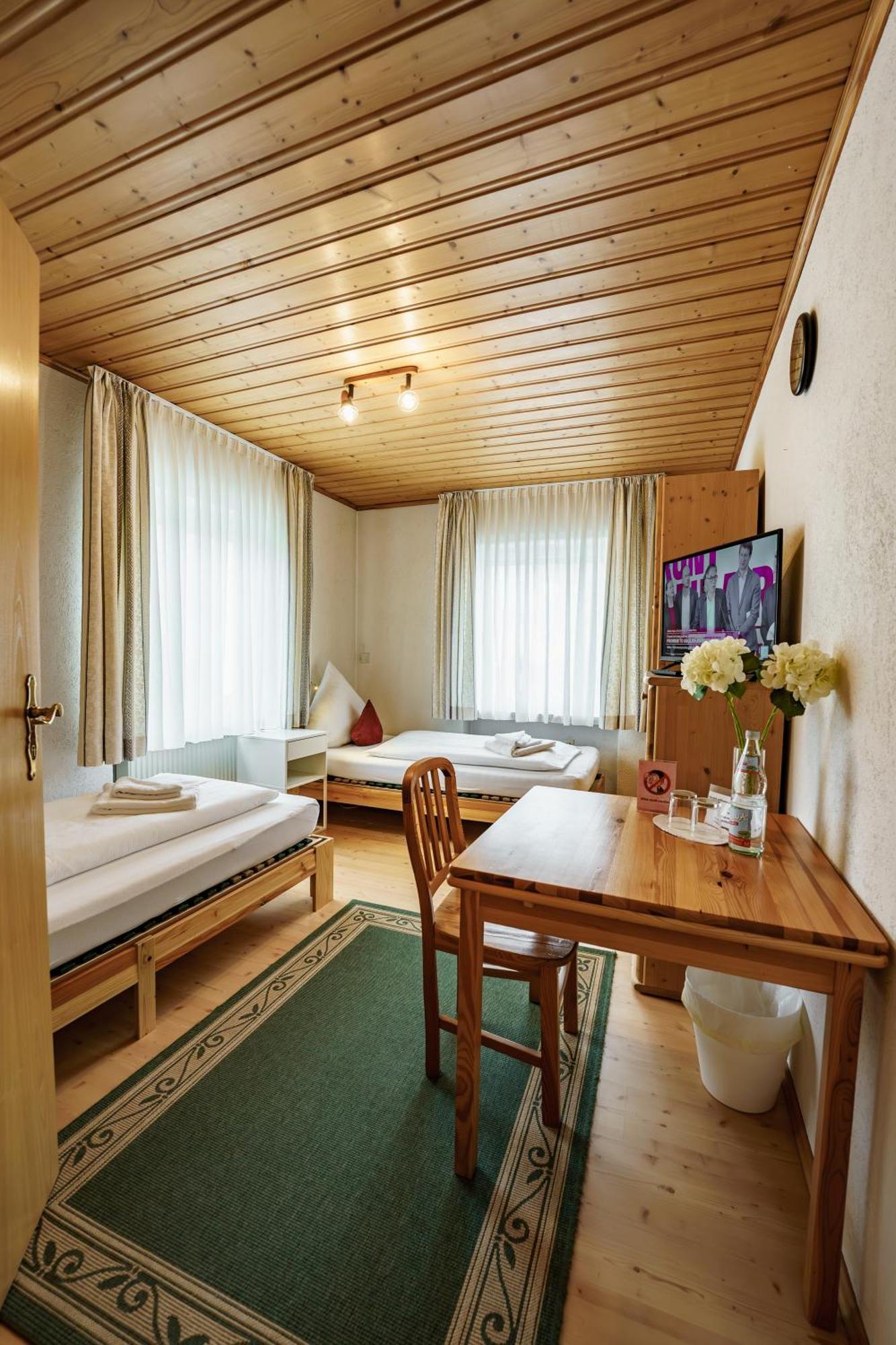 Landgasthof Ochsen Neresheim Екстериор снимка